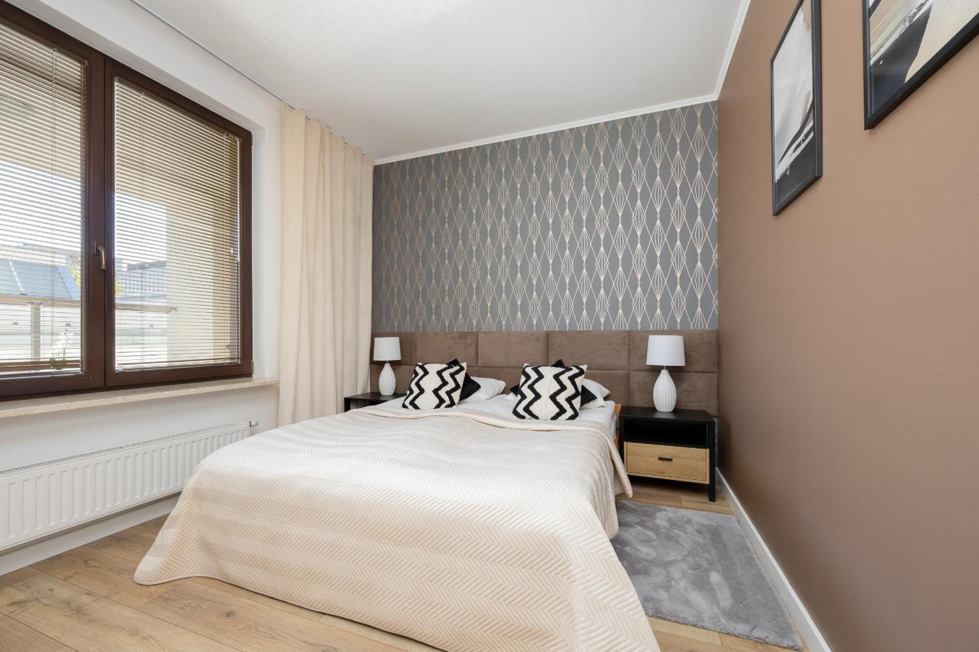 Nowoczesny Z Parkingiem Mokotow By Renters Apartment